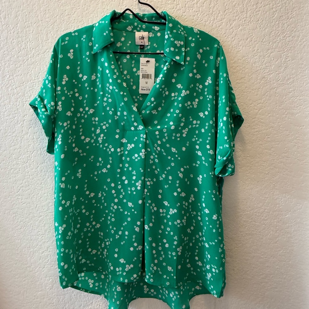 CAbi Green Short Sleeve Button Down Shirt with Notched Collar